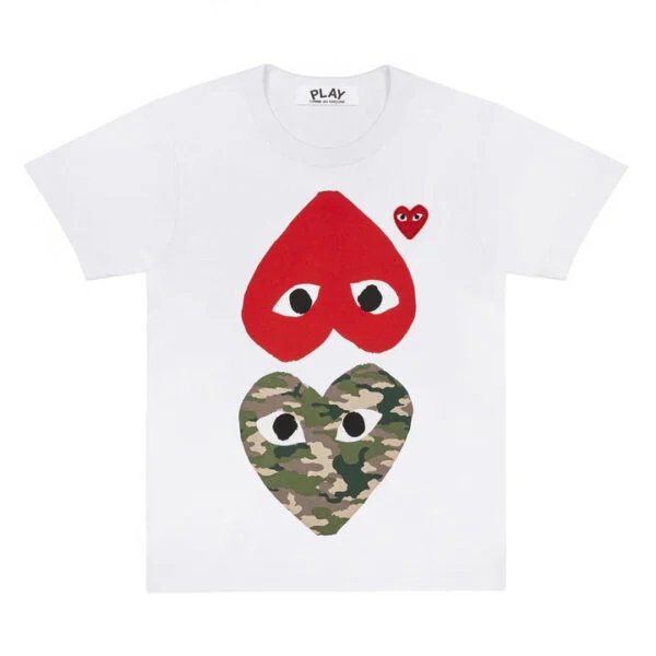 PLAY-WHITE-T-SHIRT-WITH-CAMO-PRINTED-MIRROR-HEARTS-600x600-1.webp CDG Play White T-Shirt With Camo Printed Mirror Hearts - Image 1