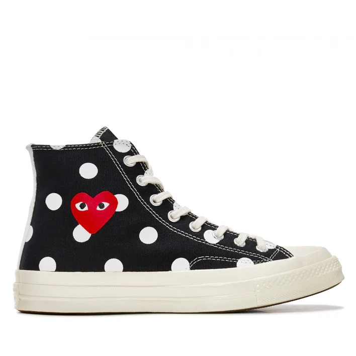 CDG Play Converse Polka Dot Red Heart Chuck Taylor All Star ’70 High Sneakers Front CDG Play Converse Polka Dot Red Heart Chuck Taylor All Star ’70 High Sneakers front view